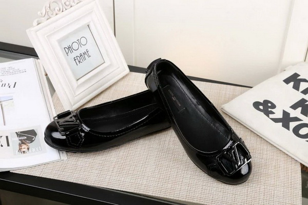 LV Shallow mouth flat shoes Women--031